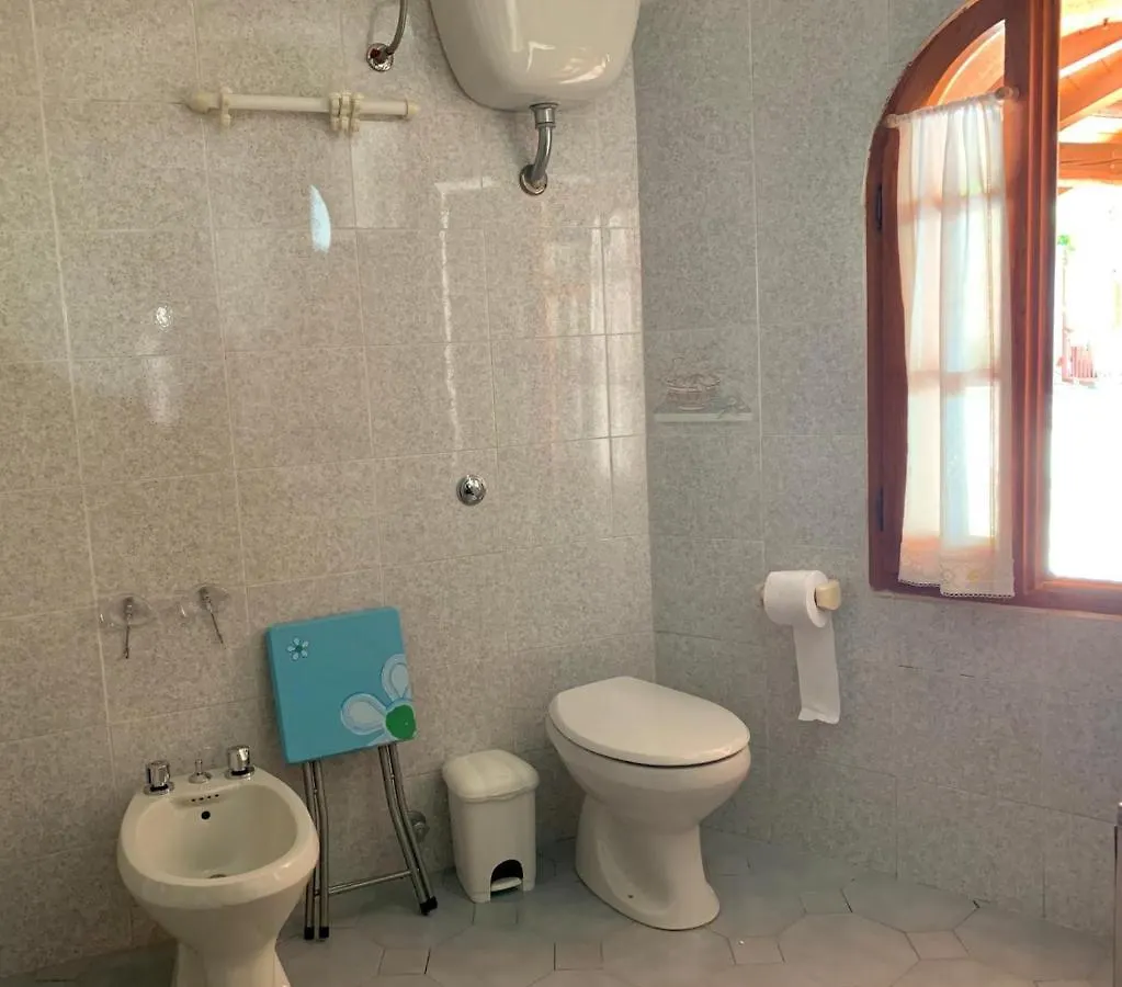 Villa Le Ginestre La Caletta Italie